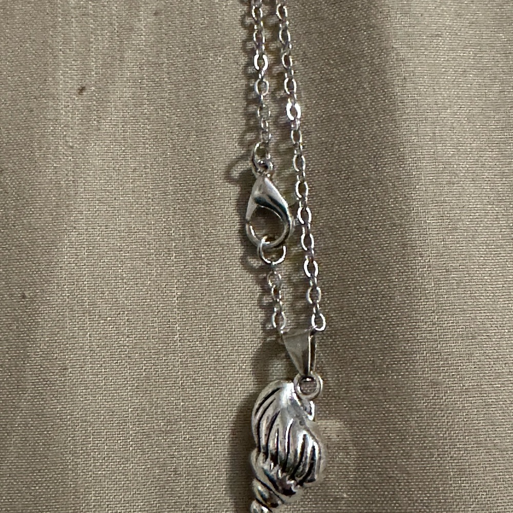 New - Picture 2 of 2